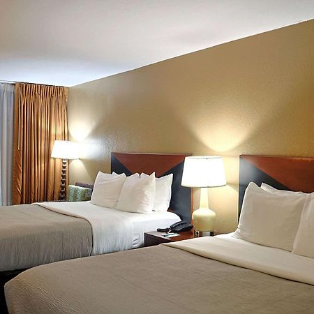 Quality Inn Kennedy Space Center Titusville Bagian luar foto