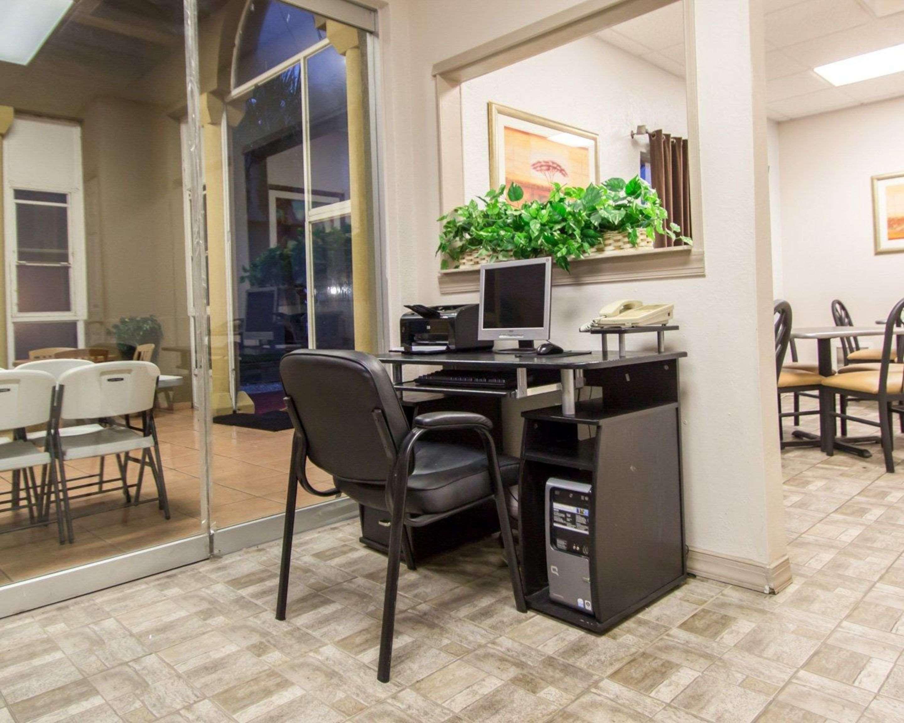 Quality Inn Kennedy Space Center Titusville Bagian luar foto