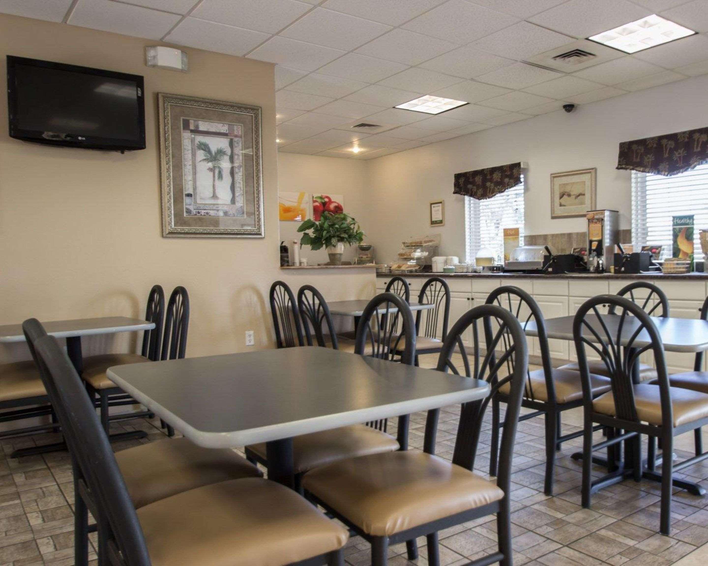 Quality Inn Kennedy Space Center Titusville Bagian luar foto