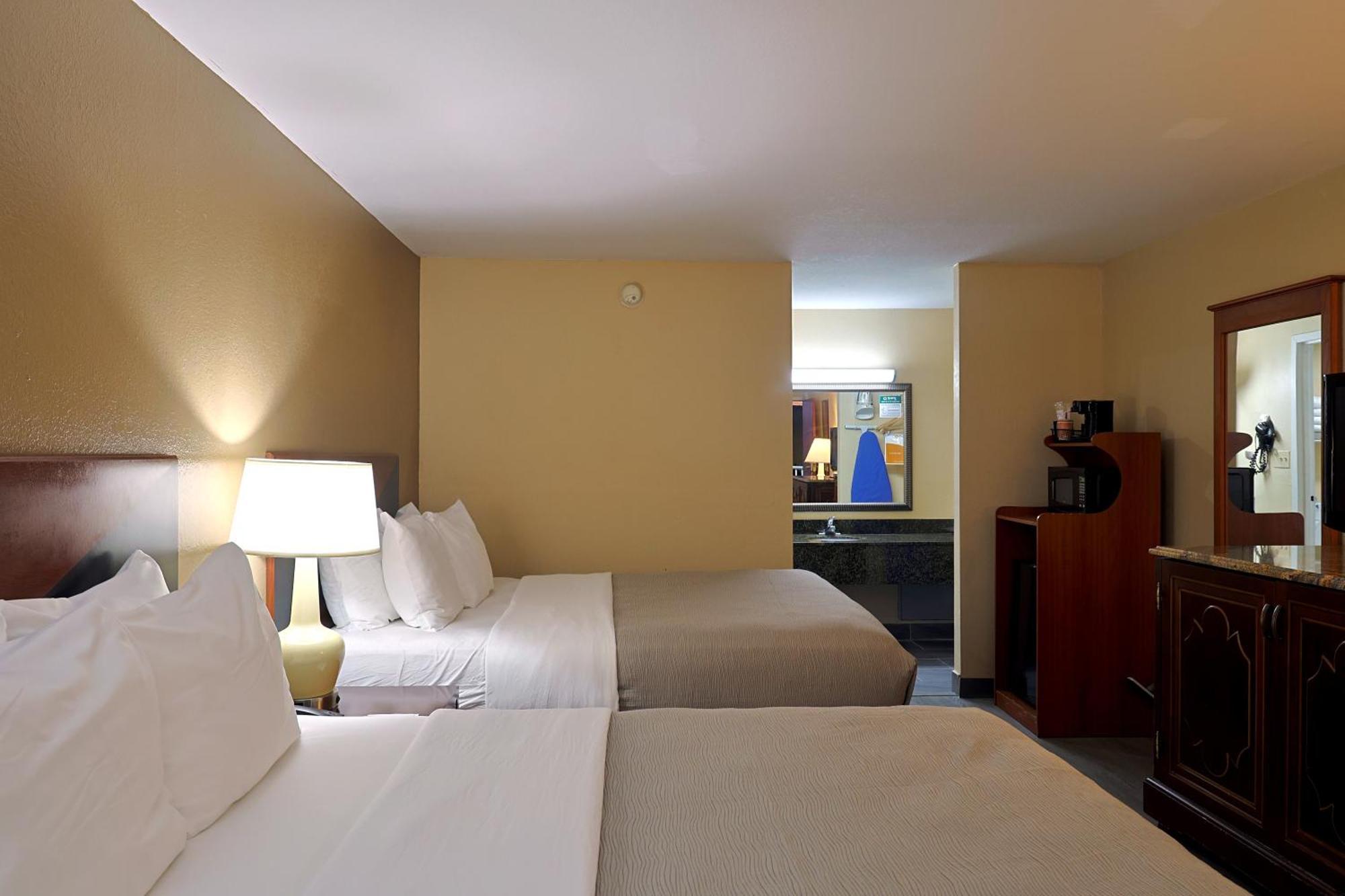 Quality Inn Kennedy Space Center Titusville Bagian luar foto