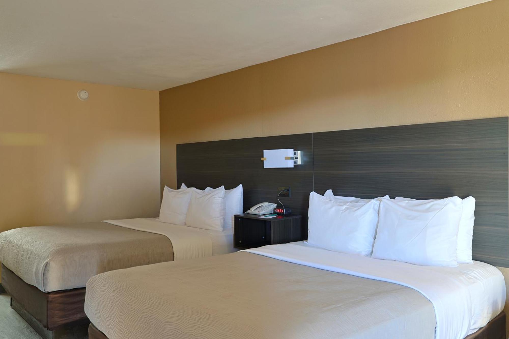 Quality Inn Kennedy Space Center Titusville Bagian luar foto