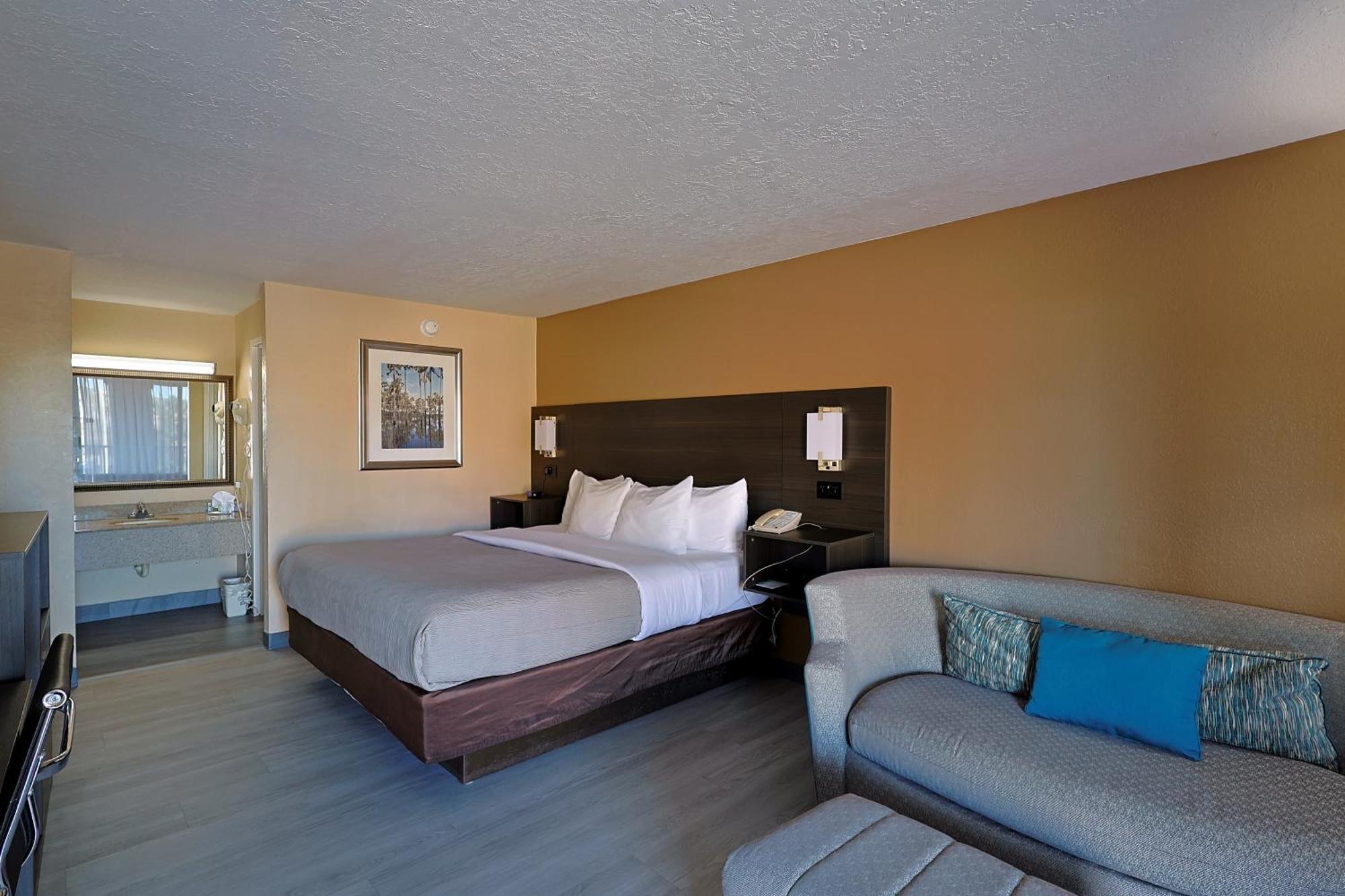 Quality Inn Kennedy Space Center Titusville Bagian luar foto